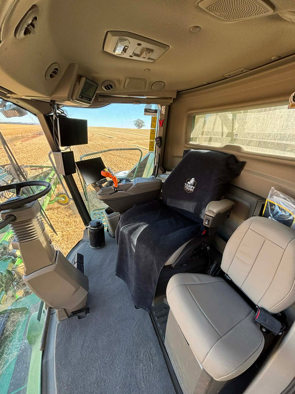 Terry Tough seat cover Vol.1