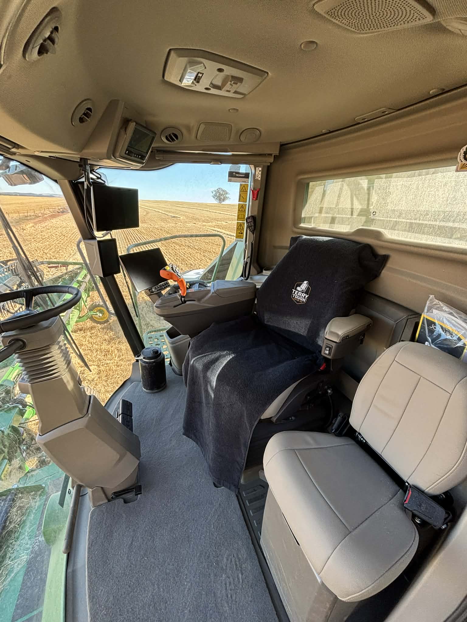 Terry Tough seat cover Vol.1